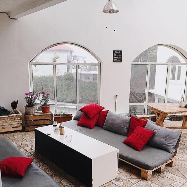 Diyeng Tani Jiwo Hostel מראה חיצוני תמונה