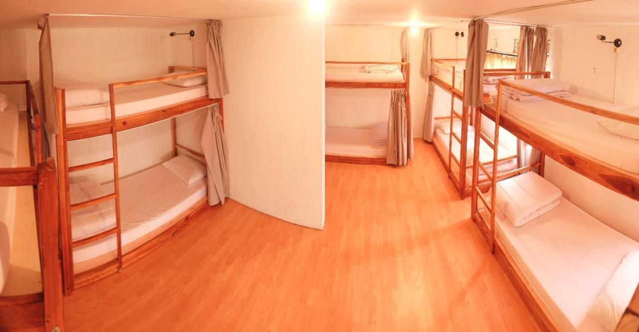 Diyeng Tani Jiwo Hostel מראה חיצוני תמונה