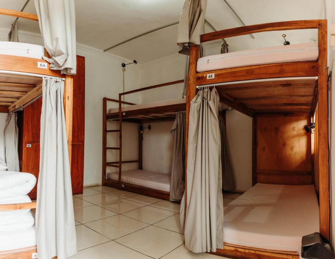 Diyeng Tani Jiwo Hostel מראה חיצוני תמונה