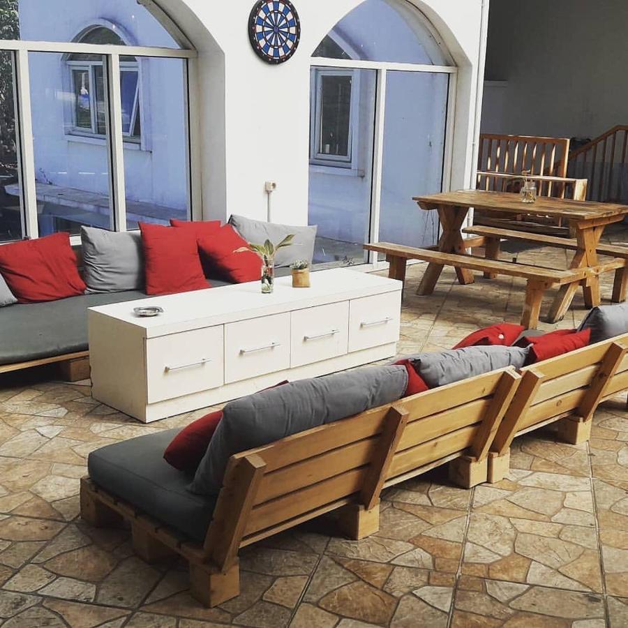 Diyeng Tani Jiwo Hostel מראה חיצוני תמונה