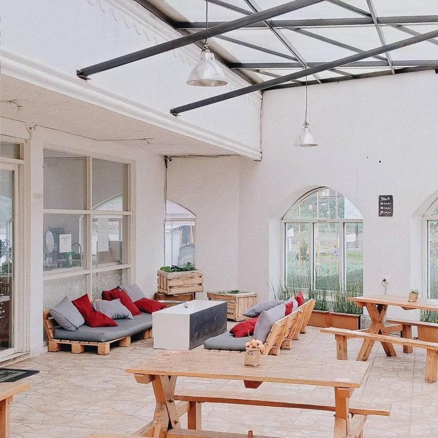 Diyeng Tani Jiwo Hostel מראה חיצוני תמונה