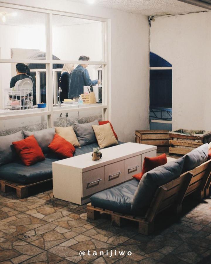 Diyeng Tani Jiwo Hostel מראה חיצוני תמונה